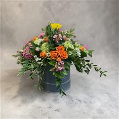 Bright garden hat box